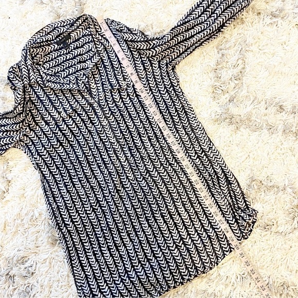 J.Crew | Herringbone Half Button Down Tunic Top Size Small - Picture 10 of 10